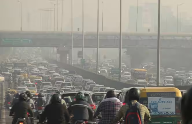 Delhi-NCR AQI: दिल्ली-एनसीआर में ग्रेप का दूसरा चरण लागू, स्टेज 2 में रहेंगी पाबंदिया