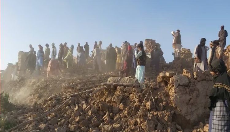 Earthquakes in Afghanistan: अफगानिस्तान में भूकंप ने मचाई भीषण तबाही, 4000 लोगों की मौत