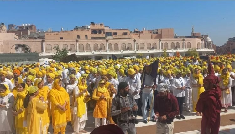 नशे के खिलाफ 30 हजार बच्चों ने स्वर्ण मंदिर में CM मान के साथ की अरदास, मुख्यमंत्री बोले- बनाएंगे दोबारा 'रंगला पंजाब'