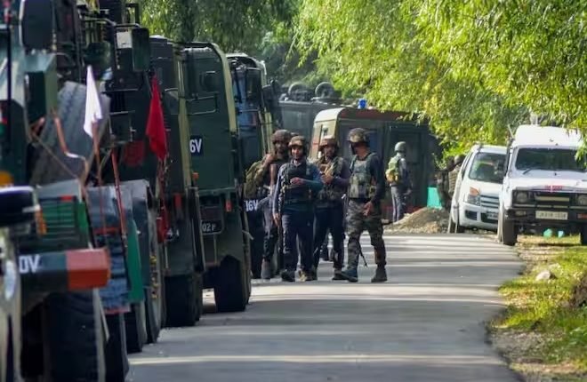 Jammu & Kashmir: सुरक्षा बलों ने लश्कर के 5 आतंकवादियों को मार गिराया, LoC पर घुसपैठ की कर रहे थे कोशिश