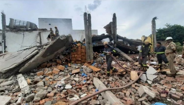 Meerut Blast: मेरठ में साबुन फैक्ट्री में विस्फोट, 4 की मौत, 5 लोगों की हालत गंभीर