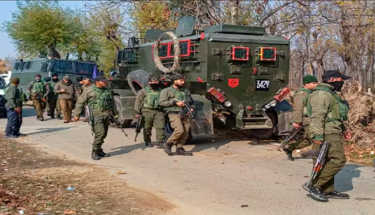 Rajouri Encounter: जम्मू कश्मीर के राजौरी में एक और जवान हुआ शहीद, दो आतंकी ढेर