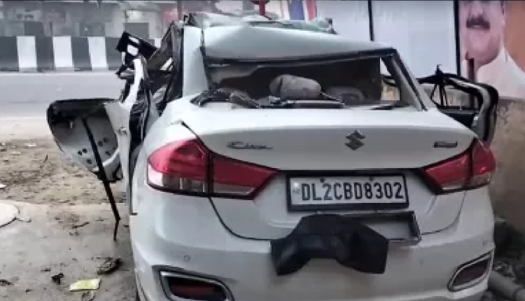 मुजफ्फरनगर में दर्दनाक सड़क हादसा, ट्रक में घुसी कार, दिल्ली से हरिद्वार जा रहे 6 दोस्तों की मौके पर ही मौत