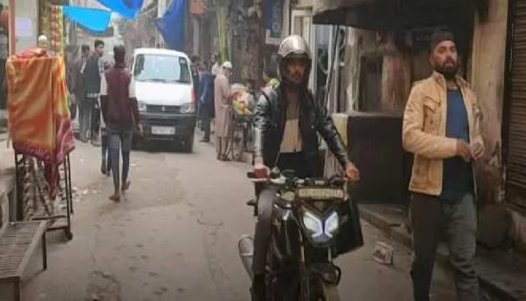 Munna Quraisi: खुद की जान को जोखिम में डालकर 41 मजदूरों को टनल से बाहर निकालने वाला मुन्ना बना हीरो