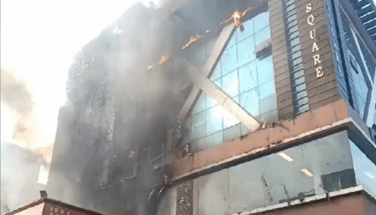 UP Fire: गाजियाबाद में बैंक्वेट हॉल में लगी भीषण आग, बेसमेंट में चल रही एनिवर्सरी पार्टी से सुरक्षित रेस्क्यू किए 70 लोग