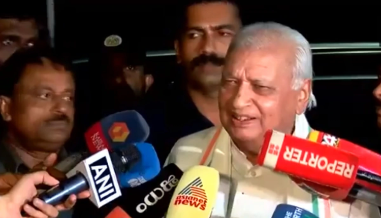 Kerala: SFI कार्यकर्ताओं का दुस्साहस, राज्यपाल की गाड़ी को मारी टक्कर, गवर्नर बोले-CM ने मुझे मारने की कोशिश की
