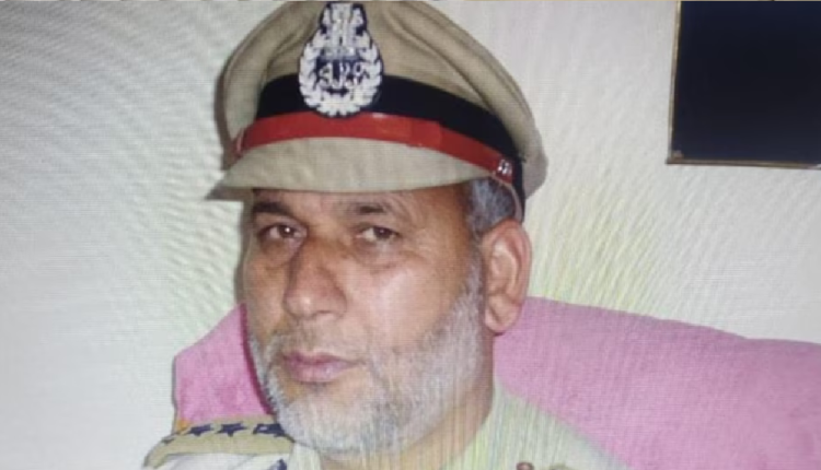 J-K: अजान दे रहे रिटायर्ड SSP की गोली मारकर ली जान, बारामूला में आतंकियों की कायराना करतूत