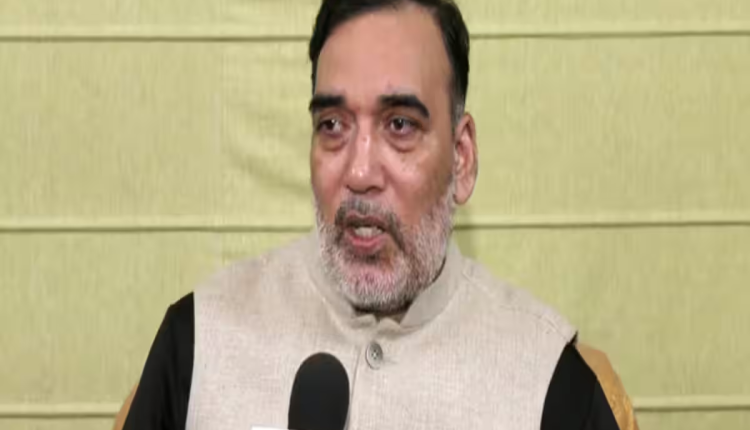 Delhi Air Quality: दिल्ली में प्रदूषण का लेवल बढ़ा, गोपाल राय ने GRAP-3 की पाबंदियां लागू करने के दिए निर्देश