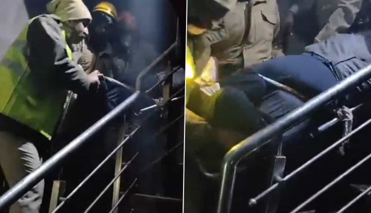 Delhi Pitampura Fire: दिल्ली के पीतमपुरा में भीषण हादसा, घर में आग लगने से 5 लोगों की मौत