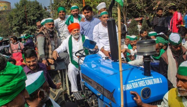 Farmers Protest: उत्तराखंड में भी किसान आंदोलन को मिला समर्थन, हरिद्वार-दिल्ली हाईवे पर घंटों रहा जाम