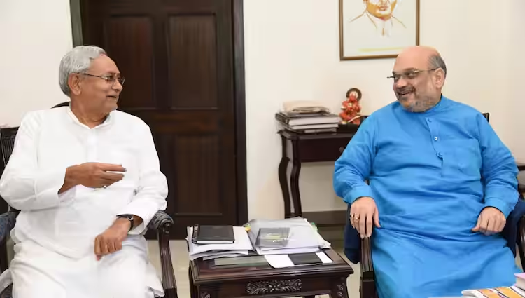 Amit Shah News: क्या बिहार में कुछ होने वाला है बड़ा! रिजल्ट से पहले आज अमित शाह से मिलने जा रहे नीतीश कुमार