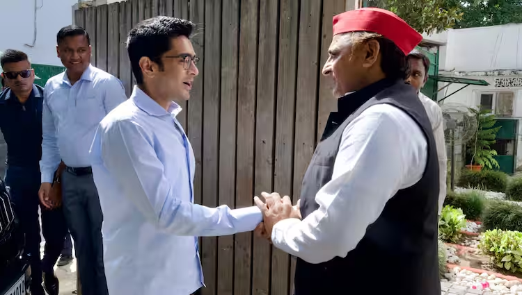 Lok Sabha Elections Result 2024: UP-बंगाल में नरेंद्र मोदी को झटका देने वाले दो हाथ जब मिले तो क्या हुआ?