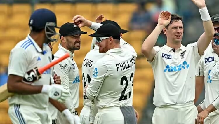 बेंगलुरु में बैकफुट पर टीम इंडिया