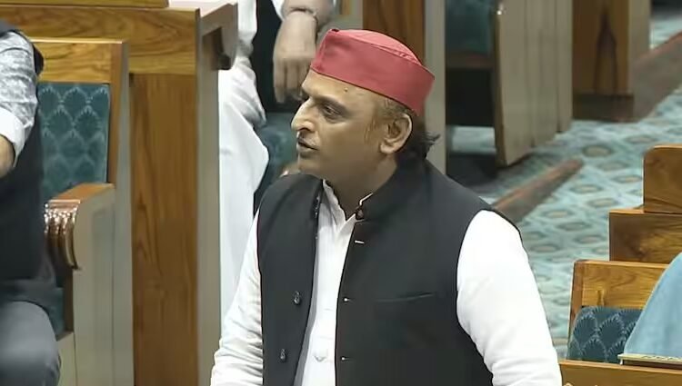 अखिलेश यादव