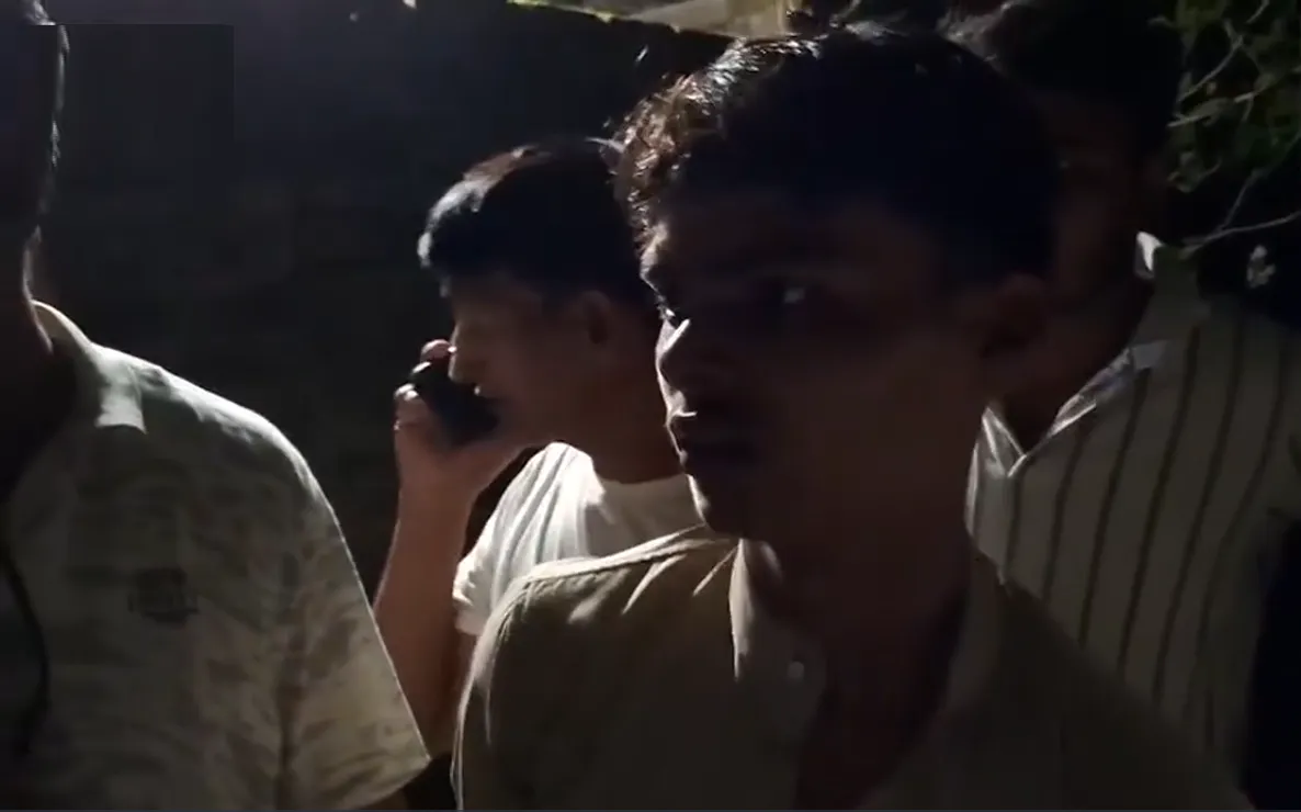 Azamgarh Firing, Uttar Pradesh Crime, Puja Firing Incident, Azamgarh Crime, Priest Murder